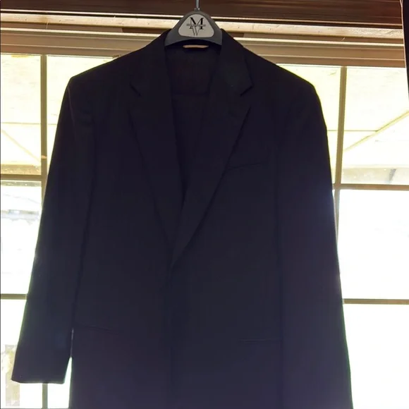 Donna Karan Men's Black Pinstripe Blazer - Picture 2 of 2
